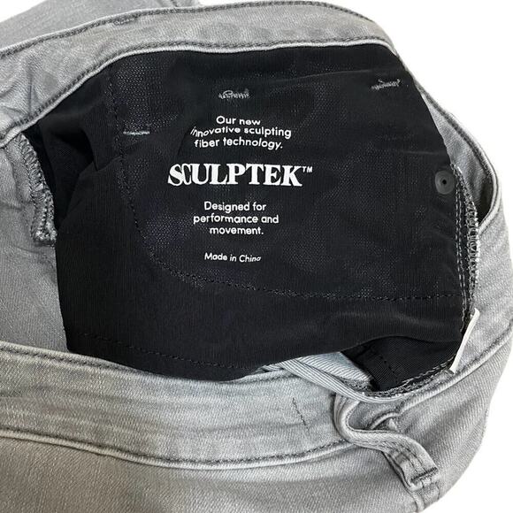 ATHLETA Sculptek Skinny Crop Jean Granite Wash - Picture 4 of 9